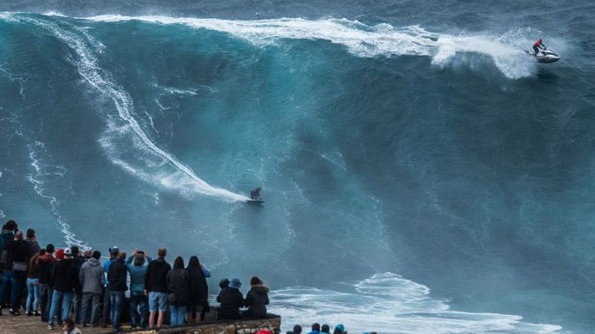 Big wave - Nazaré